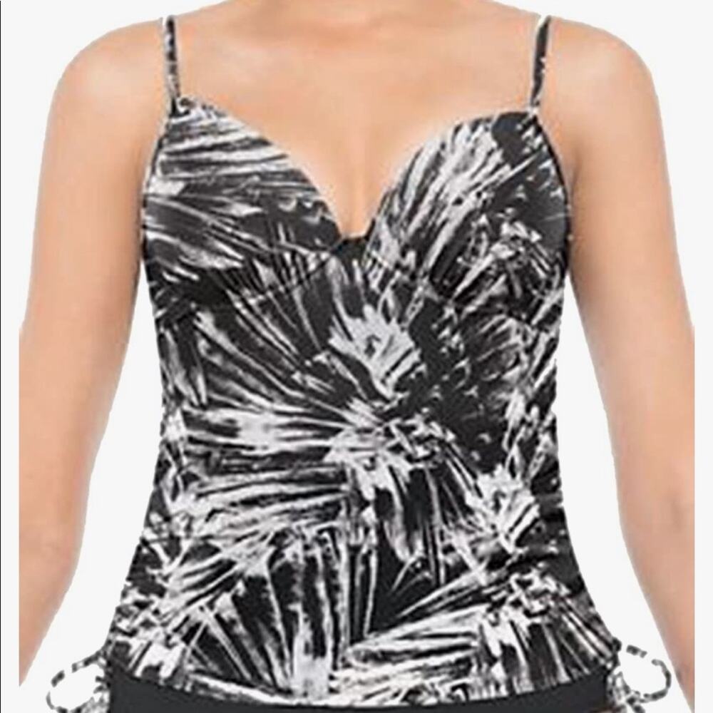 Spanx Swimwear Push Up Underwire Tankini Top with Ruched Sides Size Large
